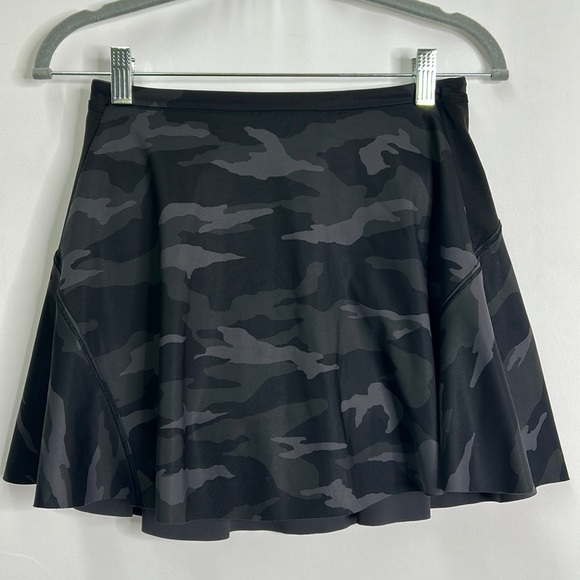 Athleta camo match point skort with pockets - Picture 1 of 11